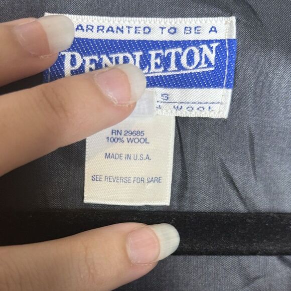 Pendleton Vintage Women's 1990s Plaid Vest 100% Wool Holiday Plaid and Paisley - Picture 6 of 7